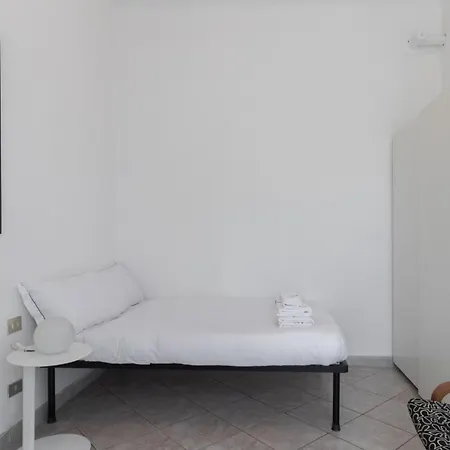 Italianway Easy - Dei Fontanili 1 Milán